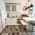 Apartment T3 Lumineux, Hyper-centre Toulouse, Metro Saint-cyprien, Netflix & Youtube Premium Toulouse